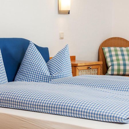 Hotel Zum Forst Kranzberg エクステリア 写真
