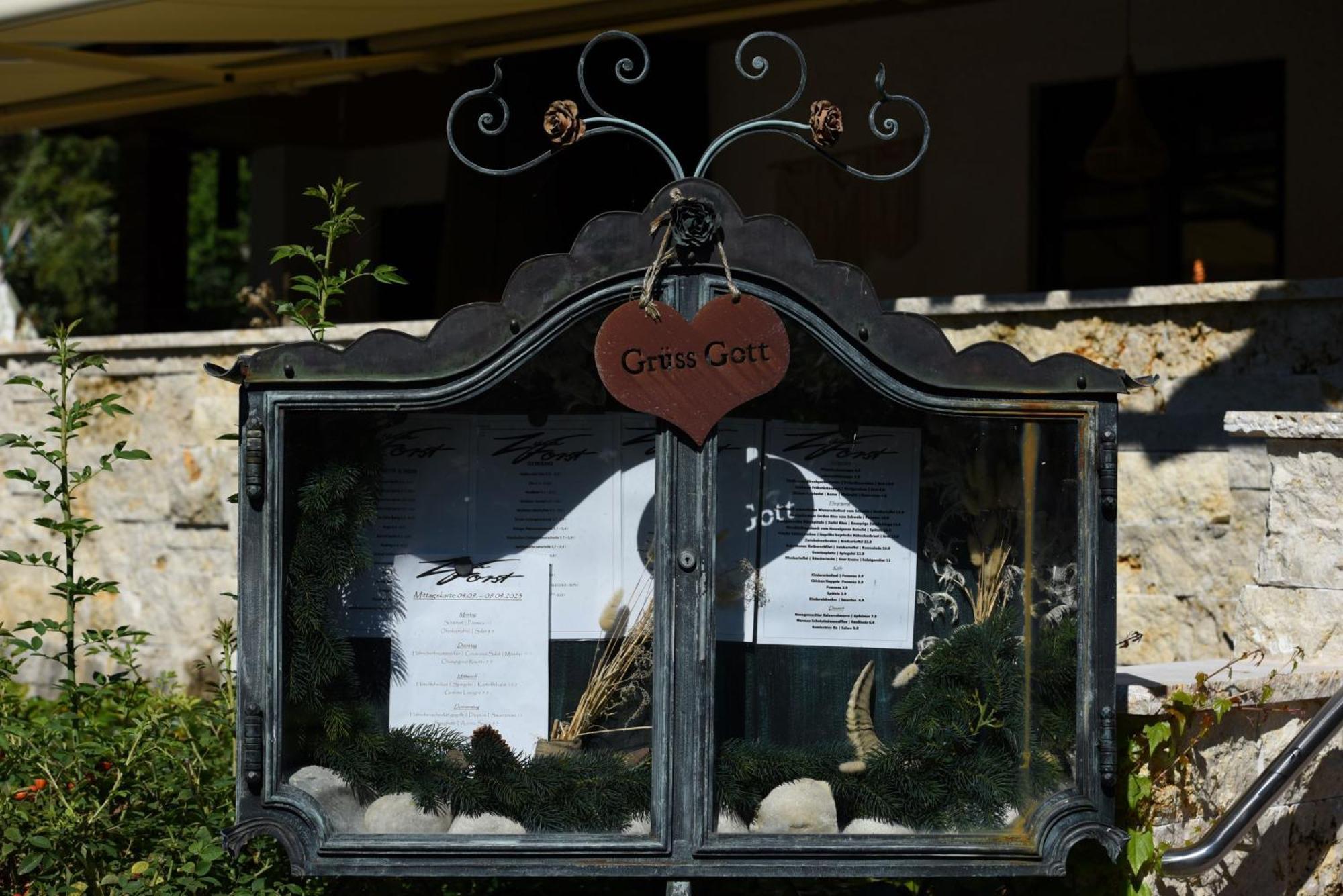 Hotel Zum Forst Kranzberg エクステリア 写真