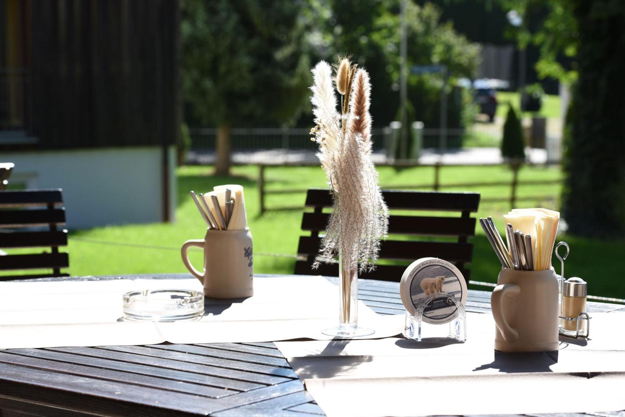 Hotel Zum Forst Kranzberg エクステリア 写真