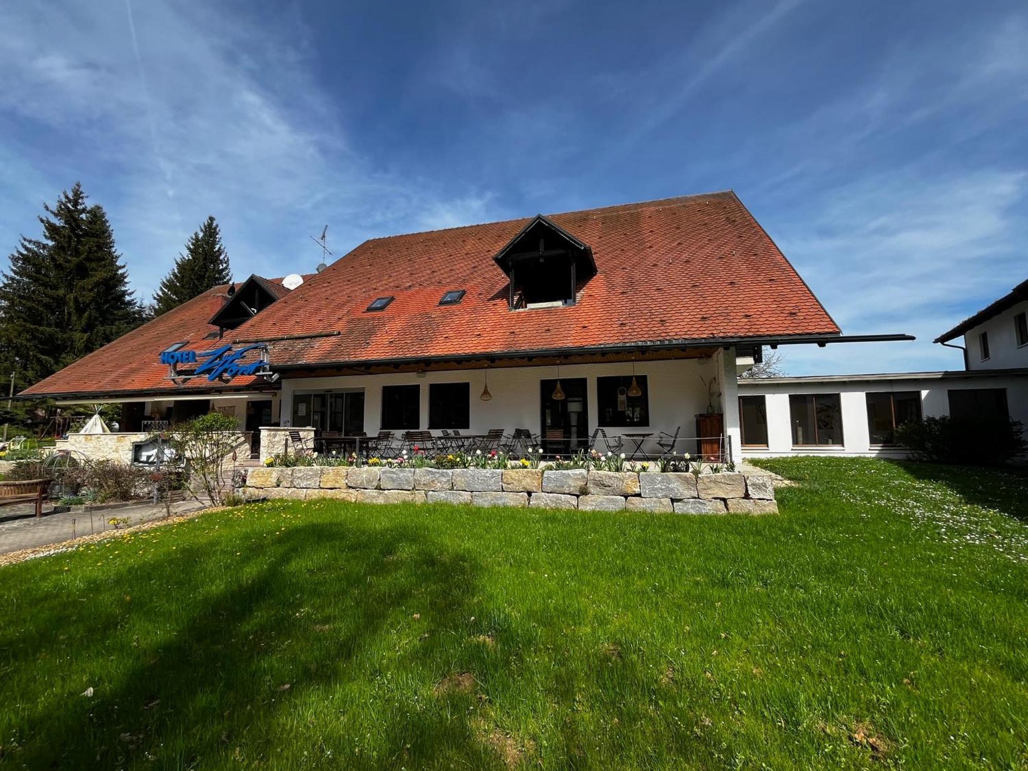 Hotel Zum Forst Kranzberg エクステリア 写真
