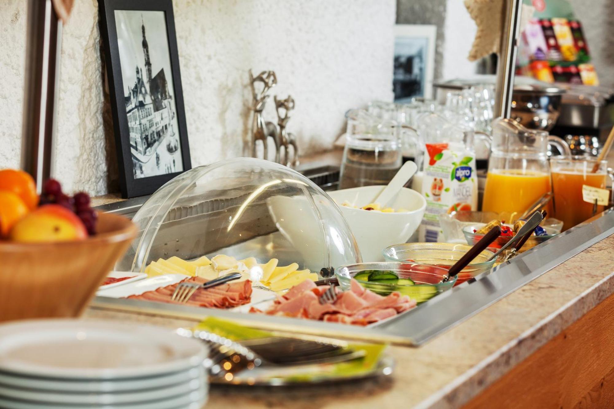 Hotel Zum Forst Kranzberg エクステリア 写真
