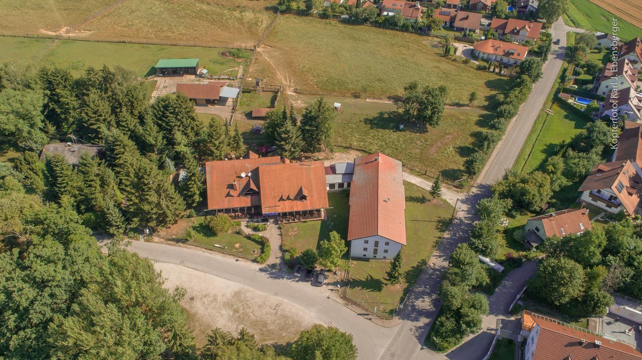 Hotel Zum Forst Kranzberg エクステリア 写真